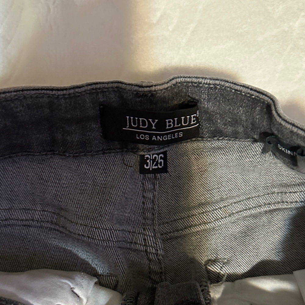 Judy Blue Charcoal Skinny Jeans - Picture 2 of 5